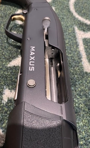 Used Browning 12B Maxus semi-automatic m.c. Shotgun