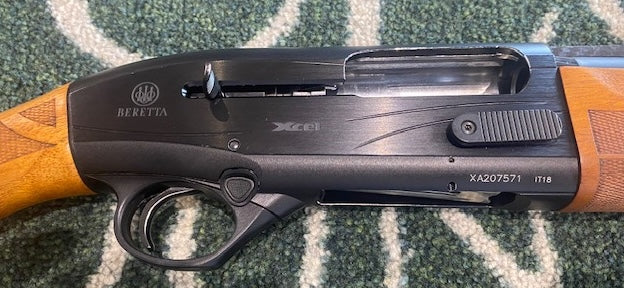 Used Beretta XCel A400 semi-auto wooden stock  12G 3 shot 32" 3" chamber Semi-Auto Shotgun